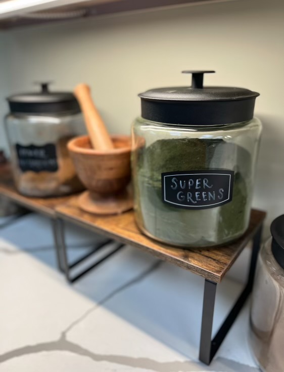 Animal Wellness supported by natural supplements like super greens, representing natural supplements used in integrative pet nutrition.